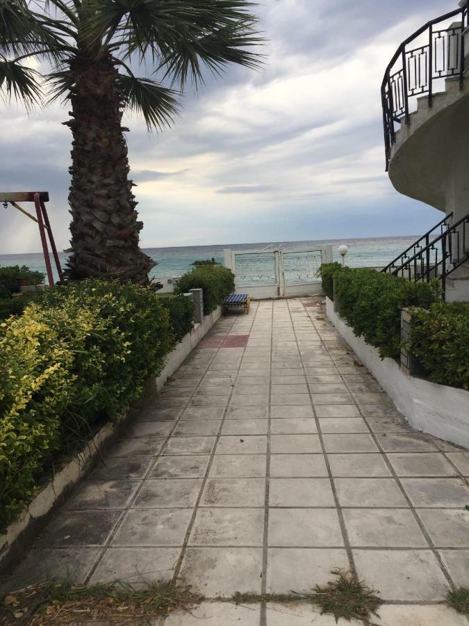 Seafront Maisonette In ฟูร์กา ภายนอก รูปภาพ
