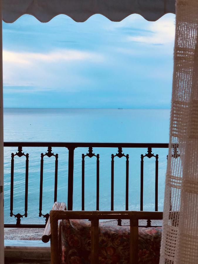 Seafront Maisonette In ฟูร์กา ภายนอก รูปภาพ